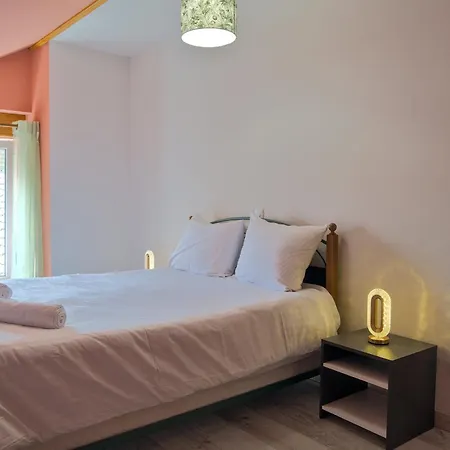 Le Du Centre, Parking Avec Recharge Pour Vehicule Electrique Apartment Avrecourt